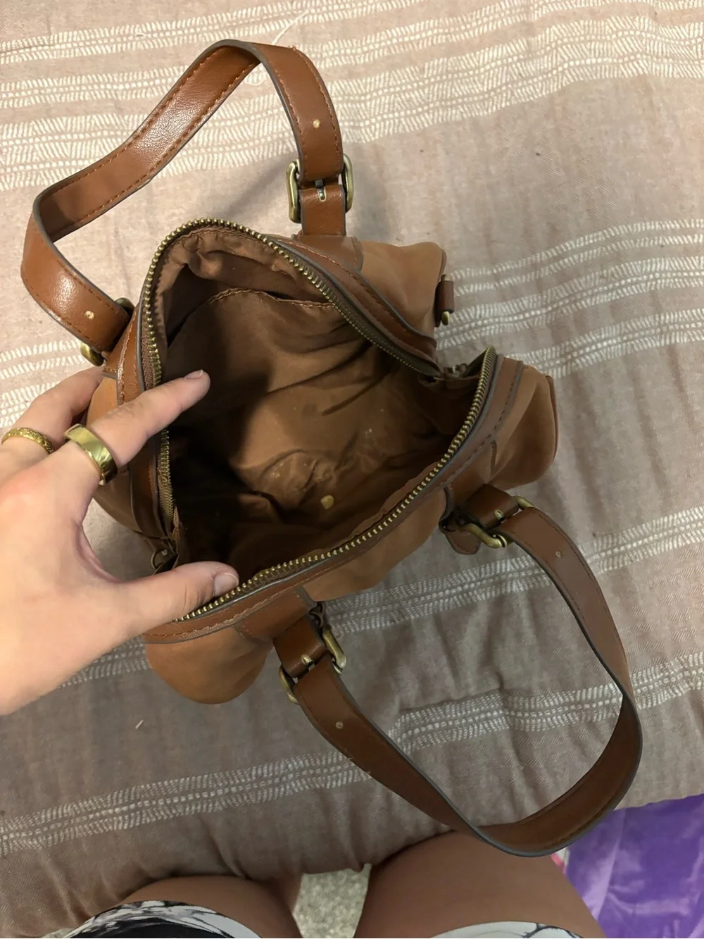 Women's Classic Tan Leather Satchel Handbag